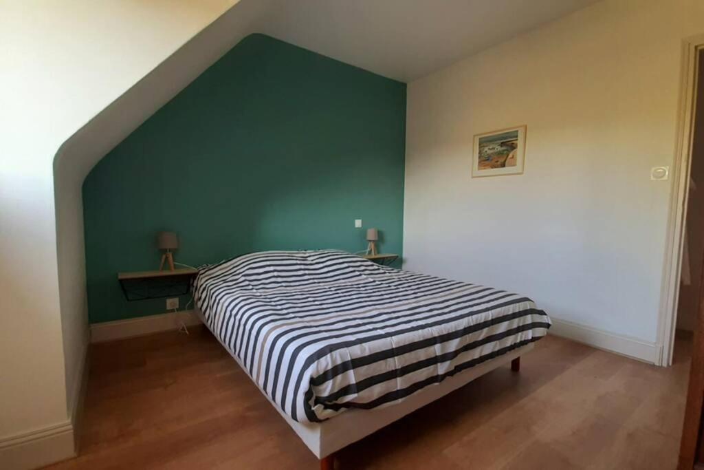 Gîte de charme 14 personnes labellisé Clévacances 3 étoiles Sainte-Seve Exterior foto